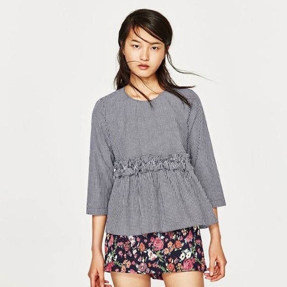 Zara Tops - Zara frilled gingham top with ruffle peplum